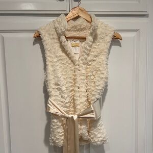 Elegant Cream Fur Sleeveless Vest with Satin Belt